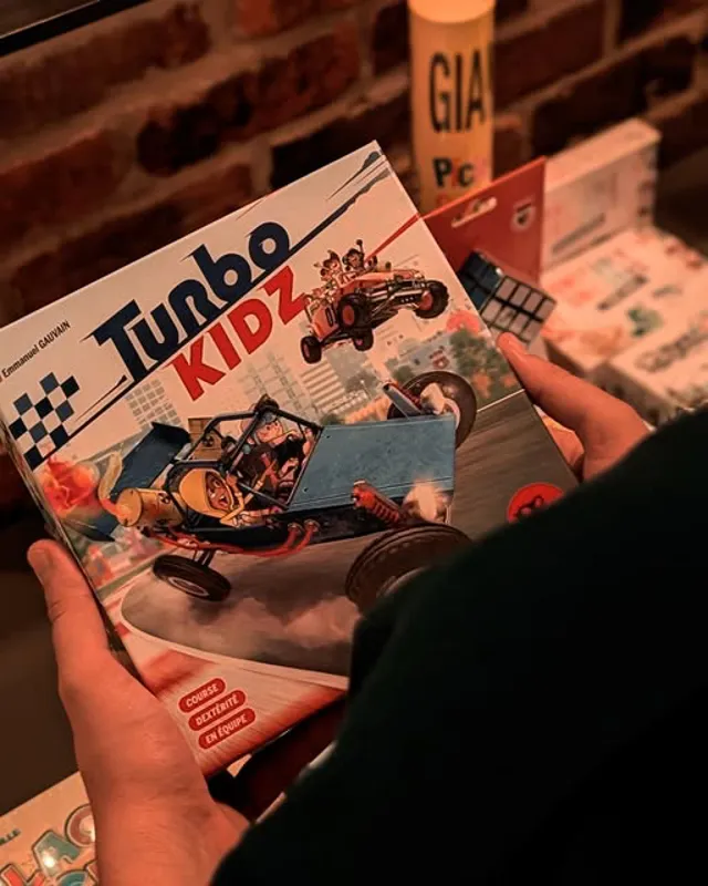 Image concours L'Adversaire - Pub et Boutique Ludiques