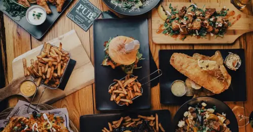 Image contest Bistro Pub McMurray