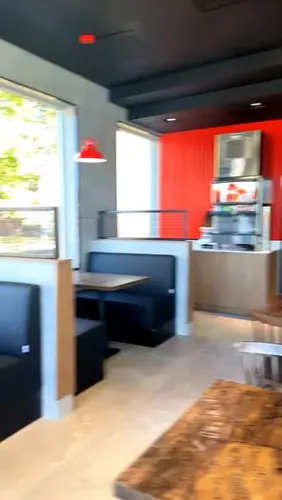 Image contest B12 Burger St Catherine Ouest