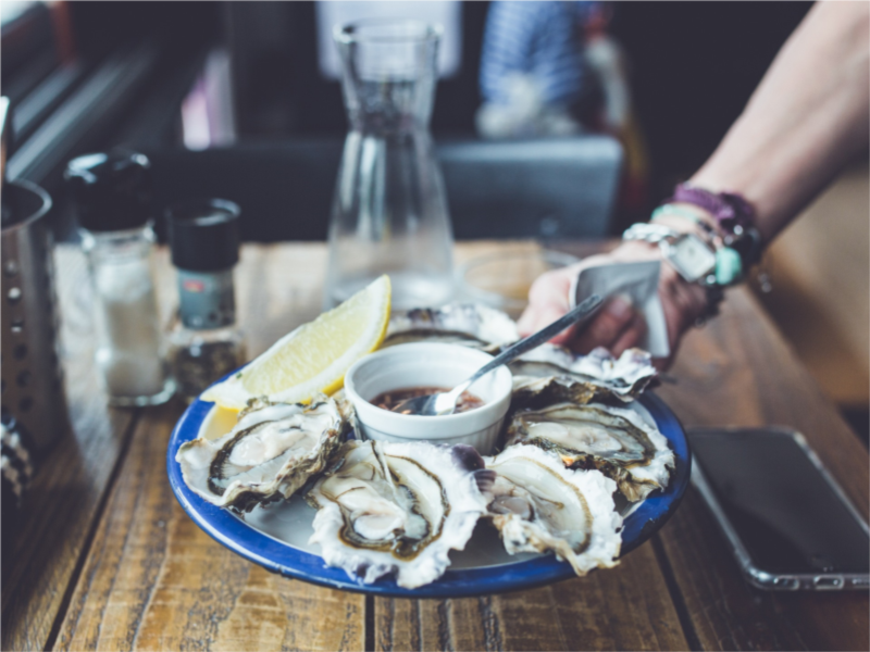It's the oyster season!