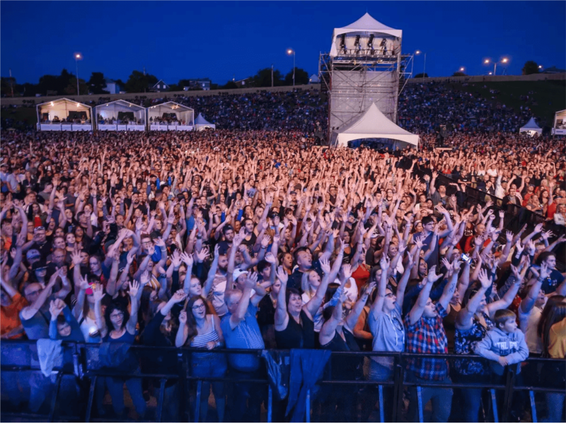 Which restaurant to choose near the Great TELUS celebrations in Rimouski?