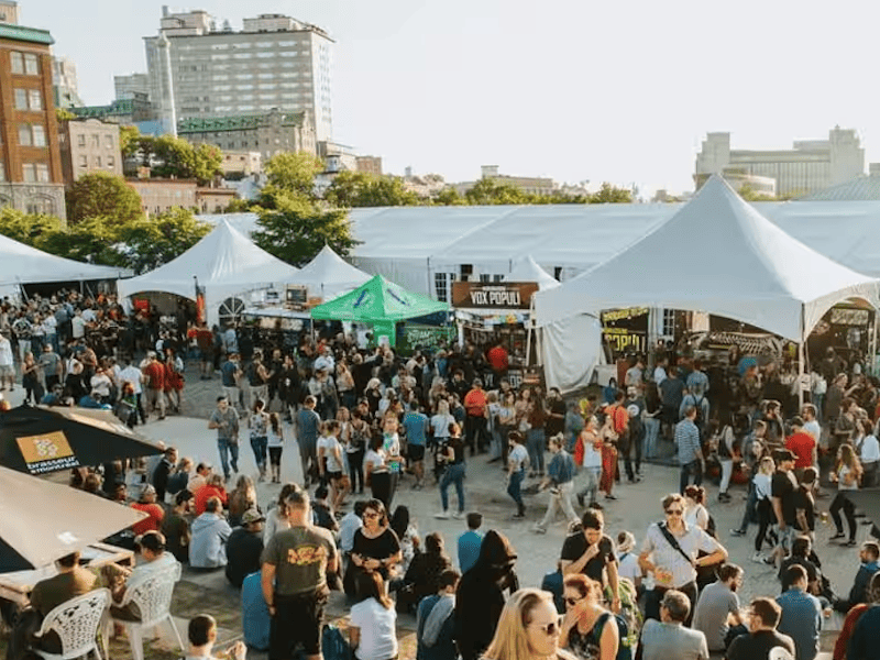 What are the restaurants near the Festibière de Québec?