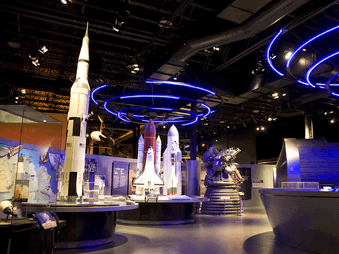 Quel restaurant choisir après avoir visité le Cosmodôme?