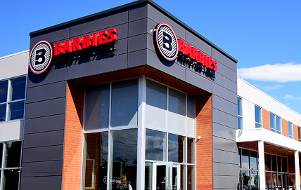 Livraison rapide : Barbies en mission, un don important et la relève se prépare