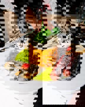 Livraison rapide : Nili, Café Buade, inflation et pourboire