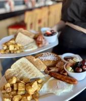 Image promotion Toujours Mikes