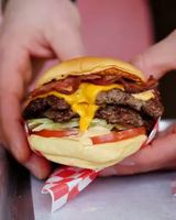 Image promotion Uniburger