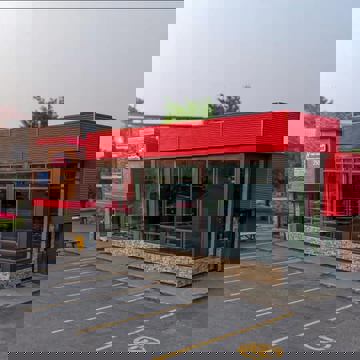 La Roulotte Du Boulevard - 2505 Av. du Bourg-Royal