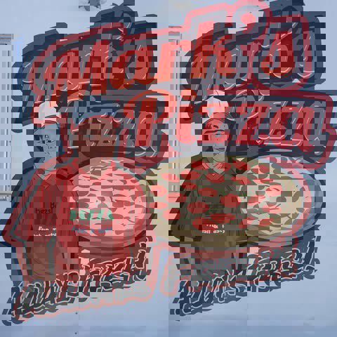 Marks Pizza