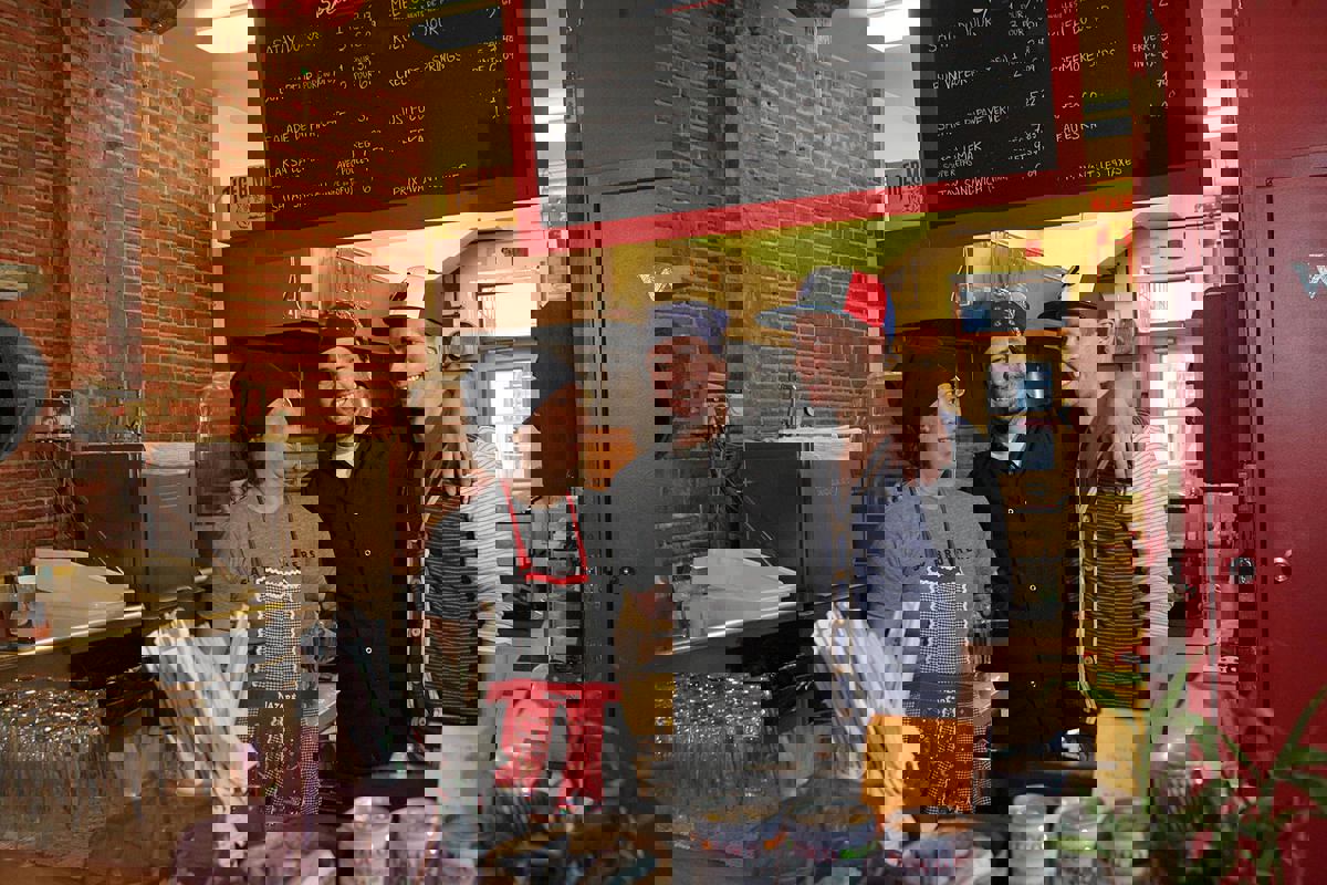 Kim Jen Ming, Cantine Satay Brothers MUHC photo 1