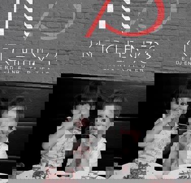 Kitchen 73 Laval photo 1