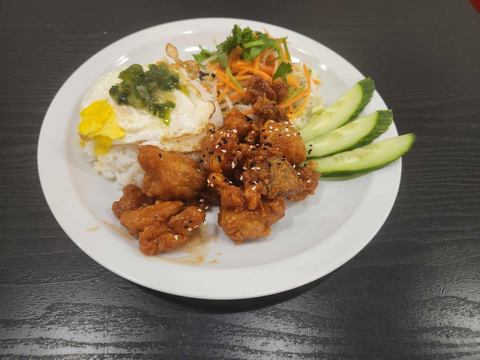 Bella Pho & Banh Mi photo 2