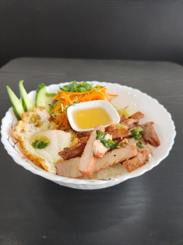 Bella Pho & Banh Mi photo 3