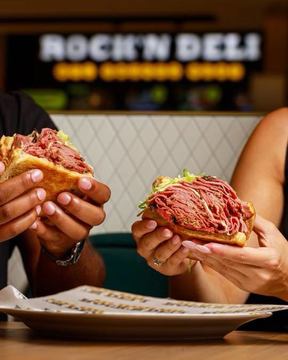 Rock’N Deli CF Carrefour Laval photo 1