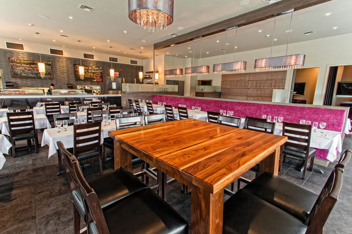 Caviar sushi photo 1