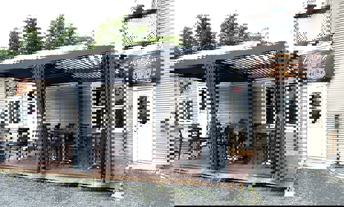 Resto Bar Chez Malou de Saint-Zacharie Enr. photo 1