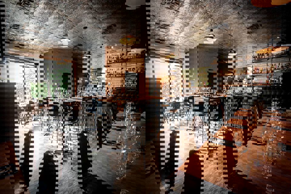 Lana's Bistro et Bar à Vin photo 1