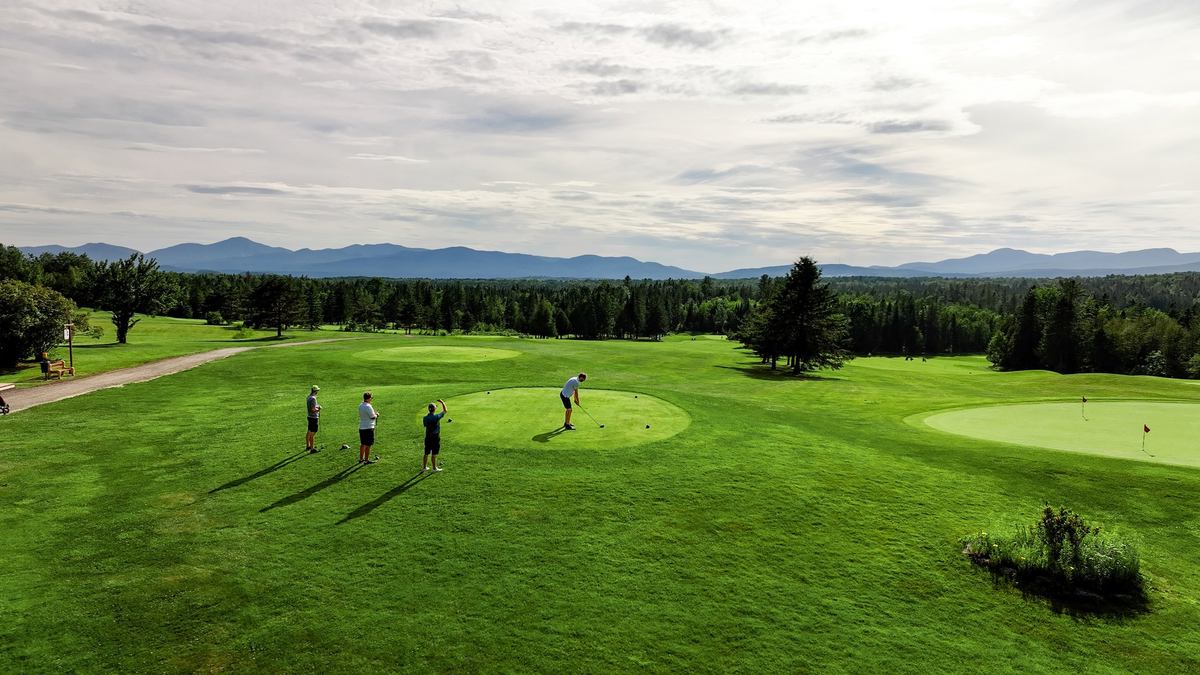 Restaurant Club Haus Owl's Head photo 1