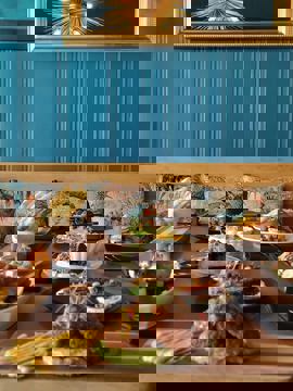 Taverna Raw Bar & Plancha photo 1