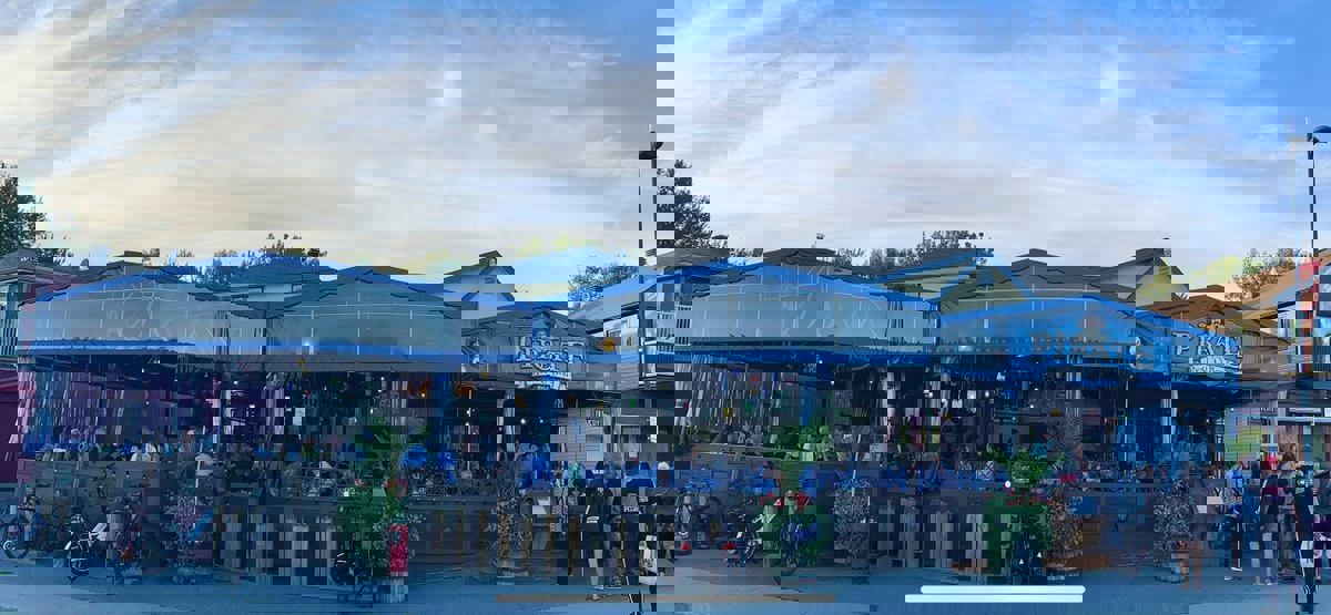 Le Pirate Restaurant and Marina photo 1