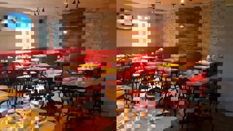 Resto St-Denis photo 1