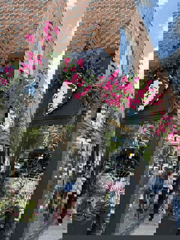 Régine Café photo 1