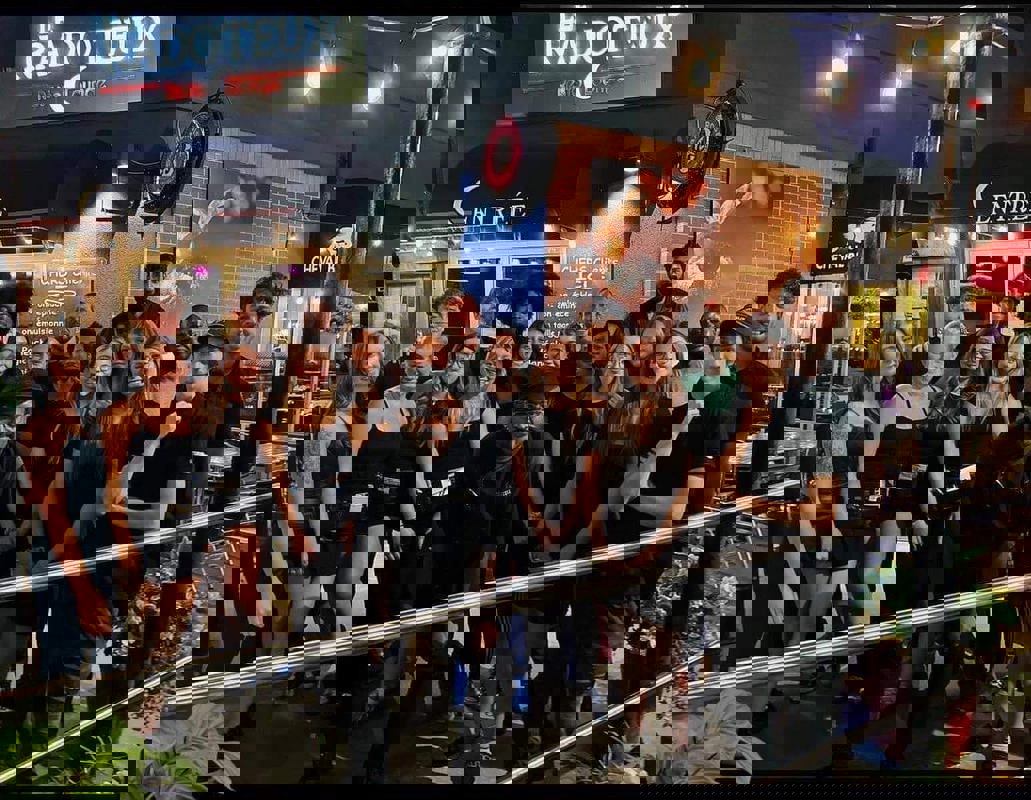 Resto Lounge Le Radoteux & La Suite Hébergement photo 1