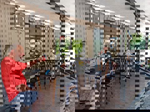 La Gare Waltham Station photo 1