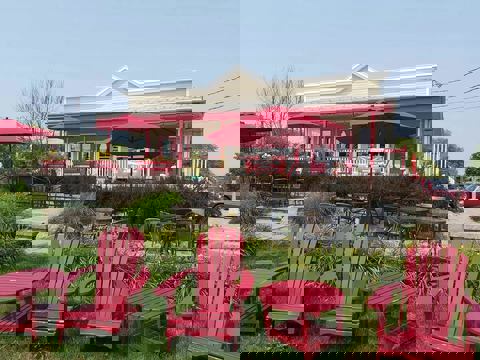 L'Antoinette photo 1