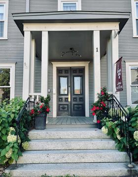 Le Pleasant Café photo 1