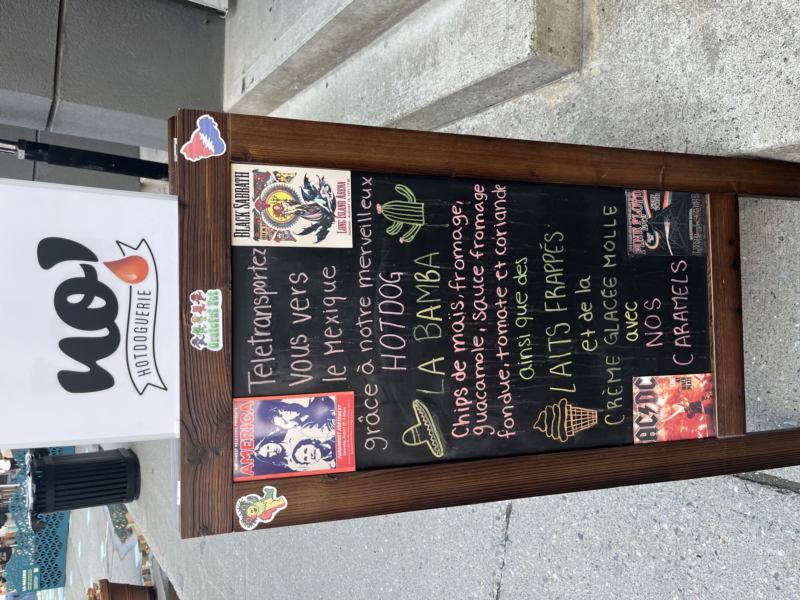 No! Hotdoguerie & Laits Frappés photo 1