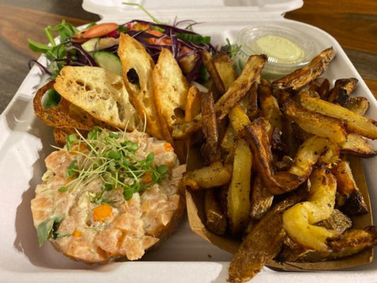 Le Fin Gourmet : délices locaux et conviviaux