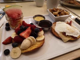 The Signature: gourmet lunch