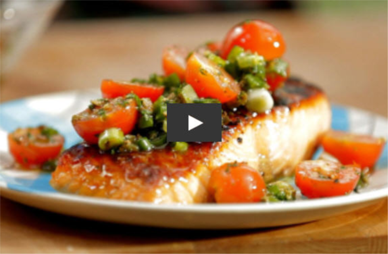 Saumon sur le BBQ avec sa sauce vierge Bob le Chef RestoEnLigne