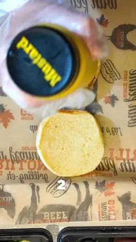 Image promotion Harvey's