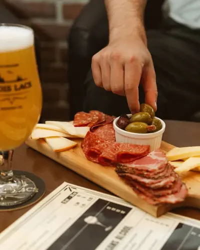 Image promotion Trois-Lacs - Microbrasserie