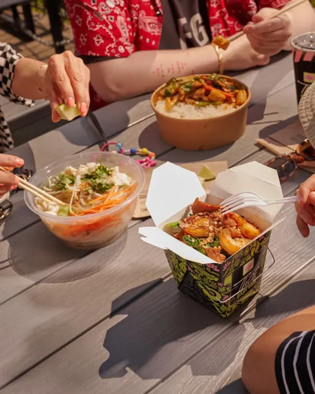 Image promotion Thai Express Restaurant Saint Laurent